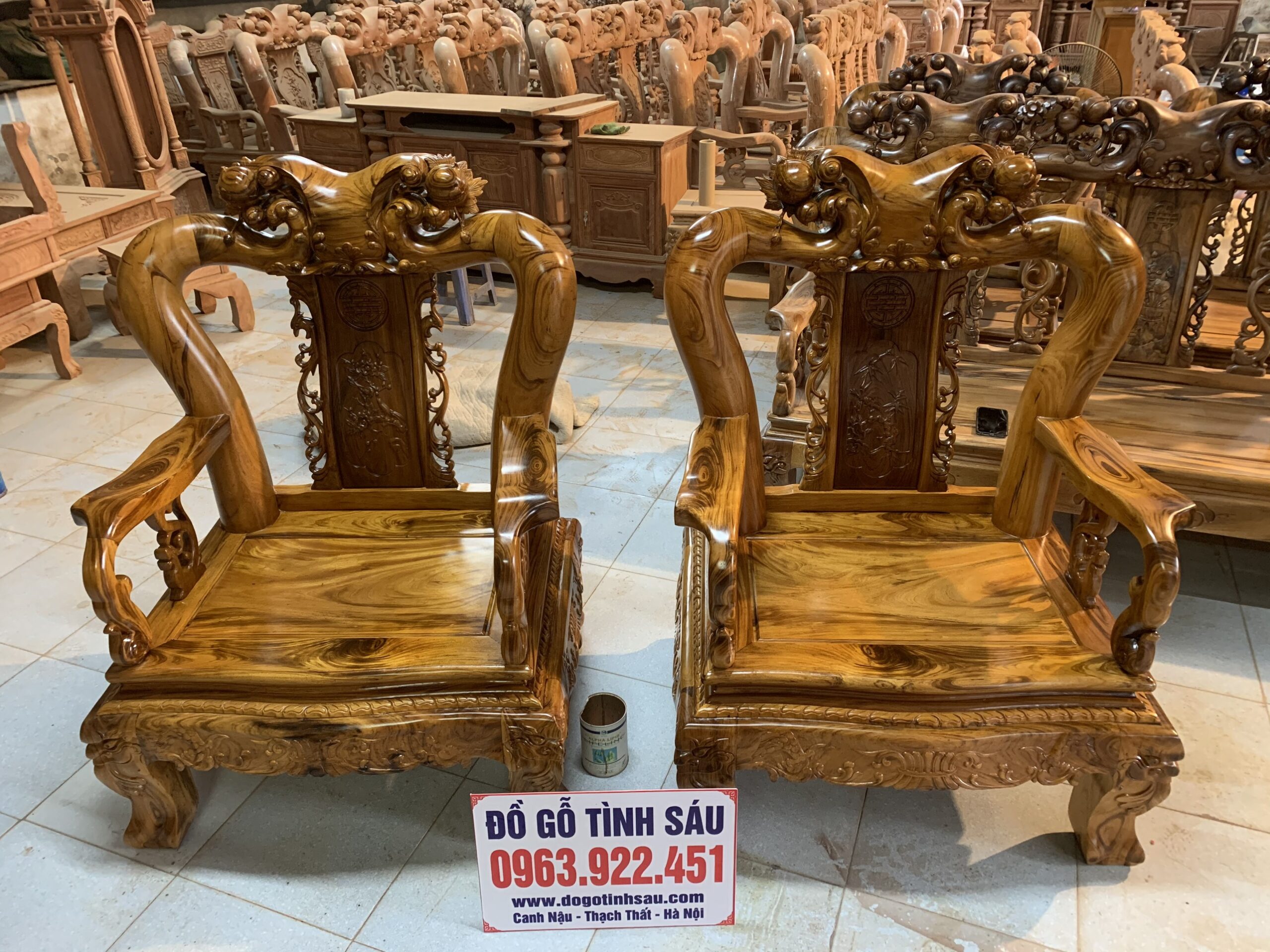 ghe gu ta 1 scaled - Bộ bàn ghế Minh Quốc đào cột 12 gỗ gụ ta Quảng Bình (vân cực đẹp)